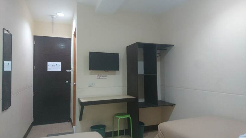 Imagen de la habitación del Pensión Calamba Plaza. Foto 10