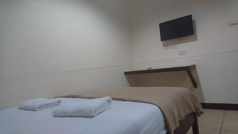 Imagen de la habitación del Pensión Calamba Plaza. Foto 15