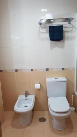 Imagen general del Pensión Cantares-NOJA ROOMS. Foto 1