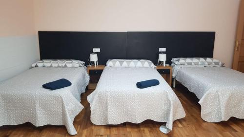 Imagen de la habitación del Pensión Cantares-NOJA ROOMS. Foto 7
