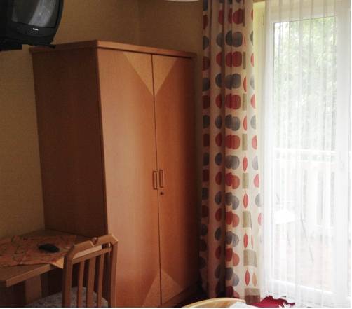 Imagen de la habitación del Pensión Carina, ST. KANZIAN AM KLOPEINER SEE. Foto 12