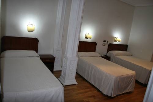 Imagen de la habitación del Pensión Carrera. Foto 13