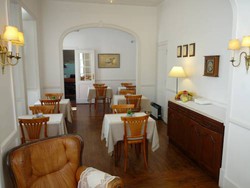 Imagen del bar/restaurante del Pensión Casa Londres. Foto 4