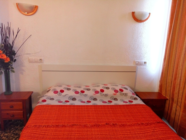 Imagen de la habitación del Pensión Centricacalp. Foto 5