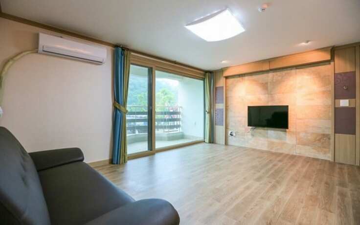 Imagen general del Pensión Cheongju Geumgwansup Byeoljang Pension. Foto 9