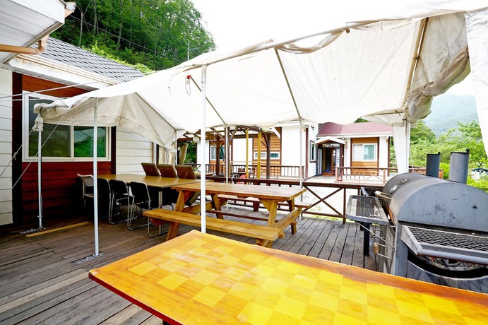 Imagen del bar/restaurante del Pensión Chouette. Foto 3