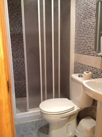 Imagen de la habitación del Pensión Cibeles, C&oacute;rdoba. Foto 8