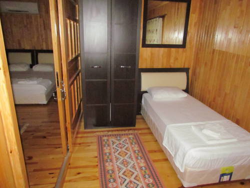Imagen de la habitación del Pensión Cinderella & Bungalow. Foto 2