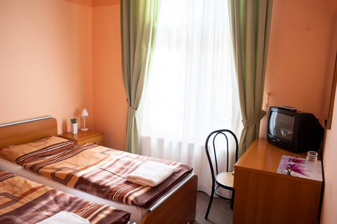 Imagen de la habitación del Pensión City Center and L`Opera. Foto 16