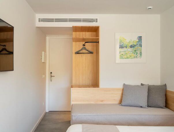 Imagen general del Pensión Cristina Enea Rooms. Foto 10