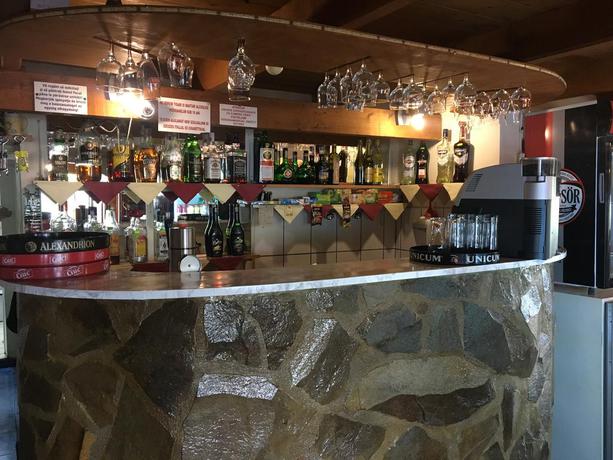 Imagen del bar/restaurante del Pensión Csíki Panoráma. Foto 2