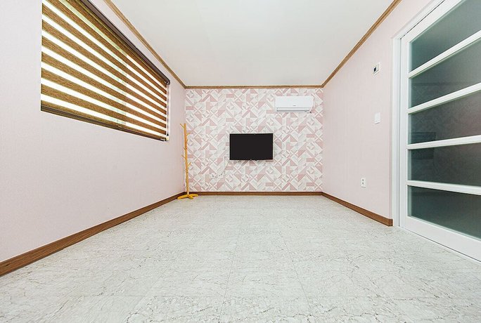 Imagen de la habitación del Pensión Daecheon Ddranchae. Foto 12