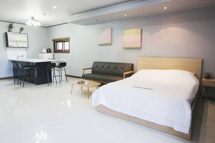 Imagen de la habitación del Pensión Debussy. Foto 3