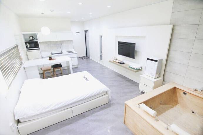 Imagen de la habitación del Pensión Debussy. Foto 5