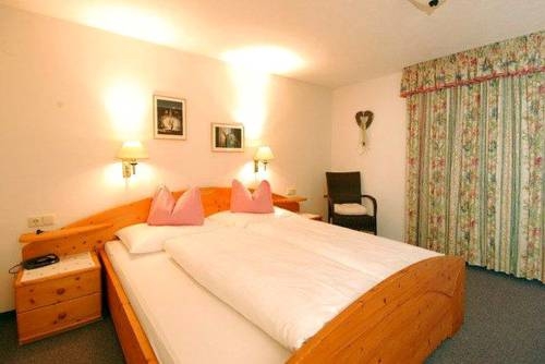 Imagen de la habitación del Pensión Diola. Foto 21