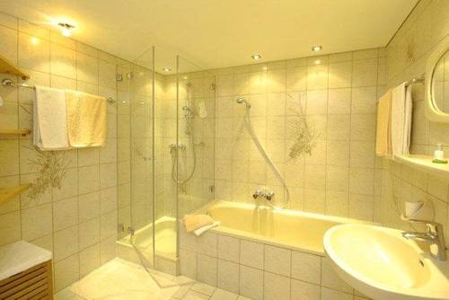 Imagen de la habitación del Pensión Diola. Foto 23