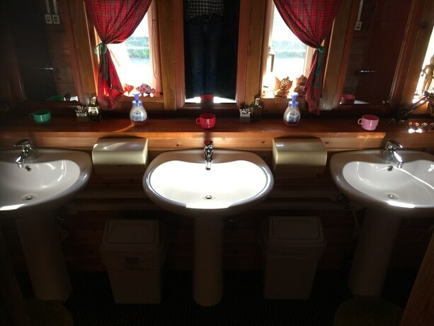 Imagen de la habitación del Pensión Donaludo. Foto 30