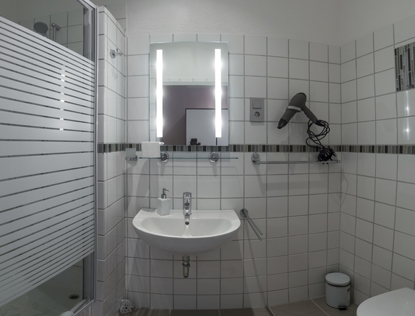Imagen de la habitación del Pensión Donau, Hannover. Foto 9