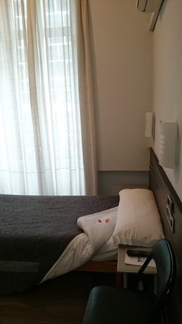 Imagen de la habitación del Pensión Donostiarra. Foto 7