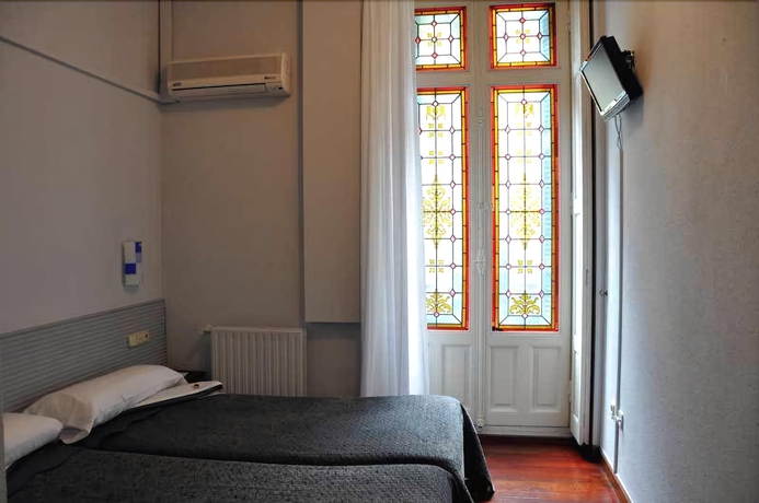 Imagen de la habitación del Pensión Donostiarra. Foto 16