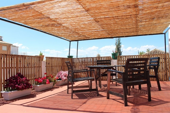 Imagen de los exteriores del Pensión Duquesa B&B. Foto 7