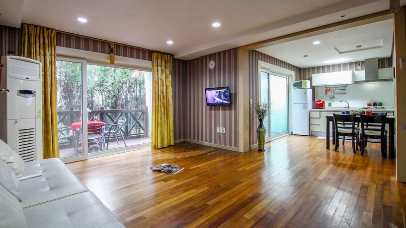 Imagen de la habitación del Pensión Eia. Foto 12