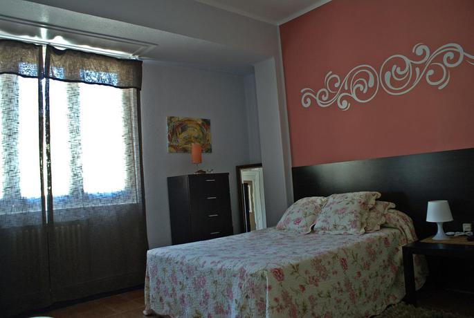Imagen de la habitación del Pensión El Parque, Avil&eacute;s. Foto 3