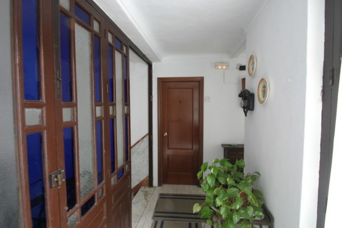 Imagen de los interiores del Pensión El Portillo. Foto 10