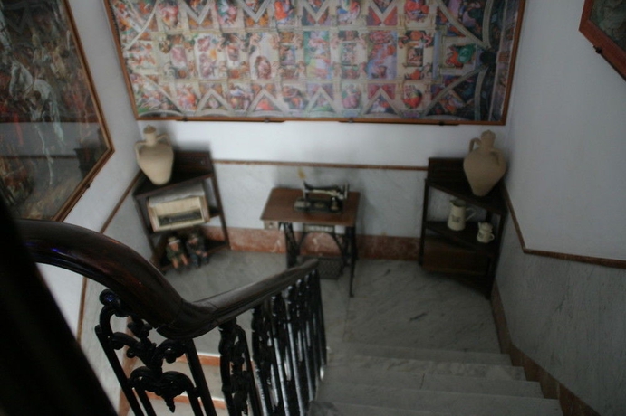 Imagen de los interiores del Pensión El Portillo. Foto 11