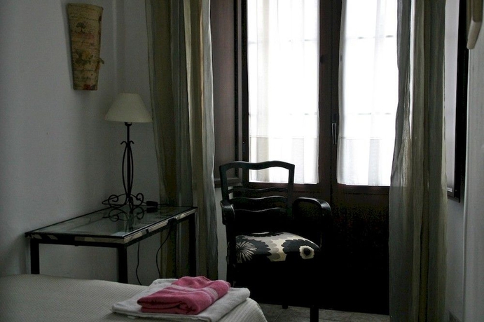 Imagen de la habitación del Pensión El Portillo. Foto 7