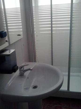 Imagen de la habitación del Pensión Enebral. Foto 2