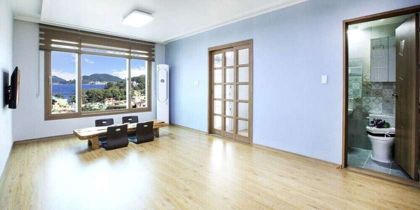 Imagen de la habitación del Pensión Famile. Foto 15