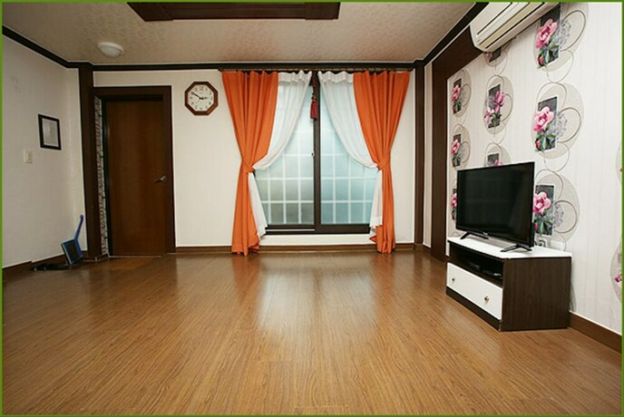 Imagen de la habitación del Pensión First, Taean. Foto 20