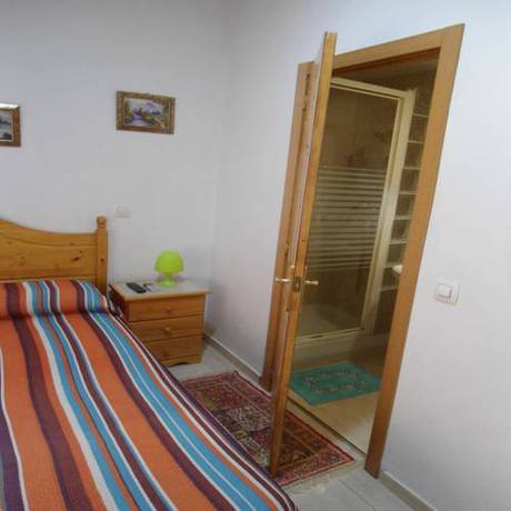 Imagen de la habitación del Pensión Florida, Barrio de La Latina. Foto 6