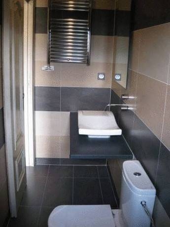 Imagen de la piscina del Pensión Fonda Mat&iacute;a. Foto 16