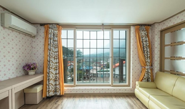 Imagen de la habitación del Pensión Fortune Lake and Pine Pension. Foto 15