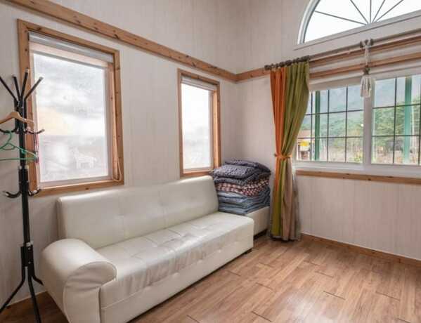 Imagen de la habitación del Pensión Fortune Lake and Pine Pension. Foto 20