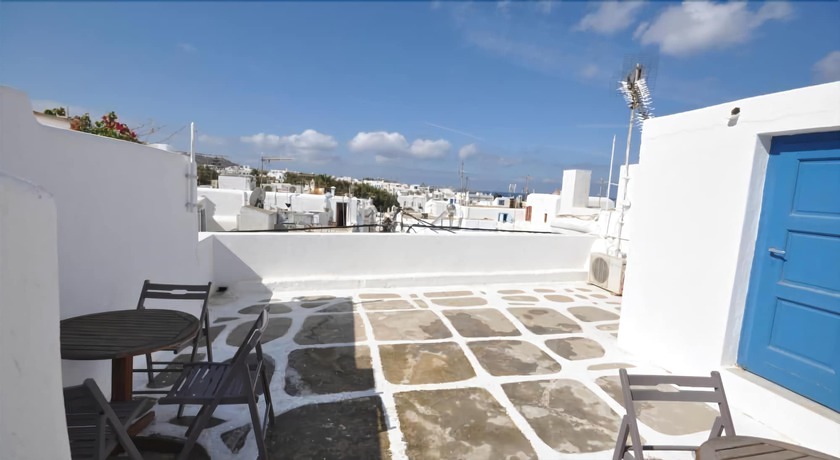 Imagen de los exteriores del Pensión Fournakia. Foto 7