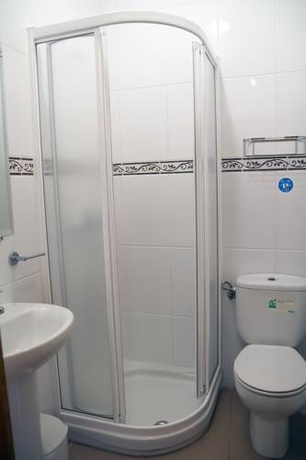 Imagen de la habitación del Pensión Fuencarral Adeco. Foto 10