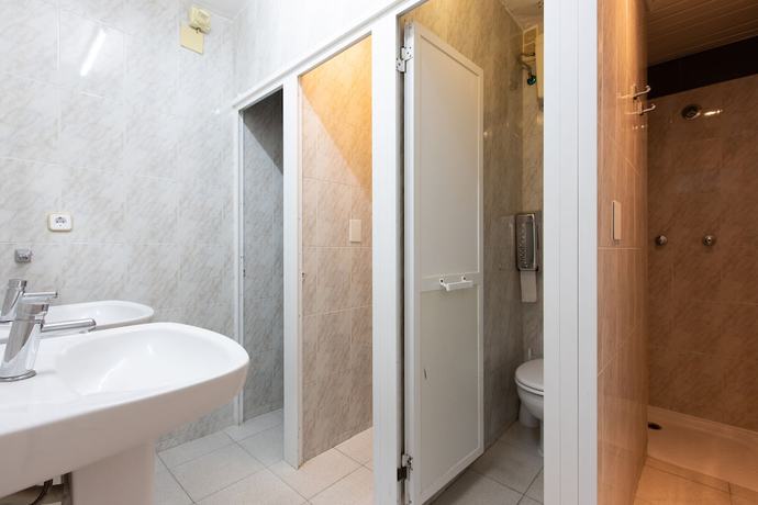 Imagen de la habitación del Pensión Galicia, Canovelles. Foto 9