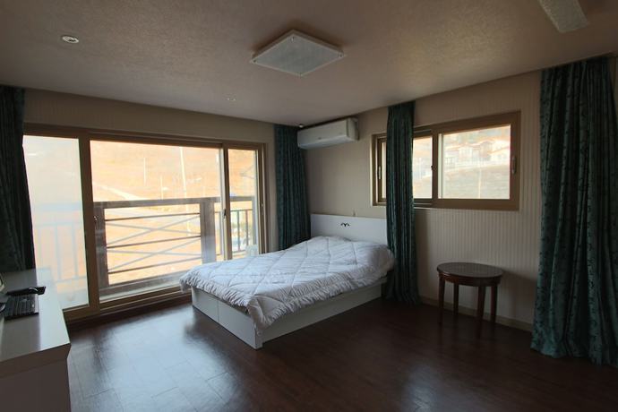 Imagen de la habitación del Pensión Ganghwado Four Season. Foto 11
