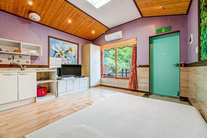 Imagen general del Pensión Gapyeong Calbongsan Pension. Foto 7