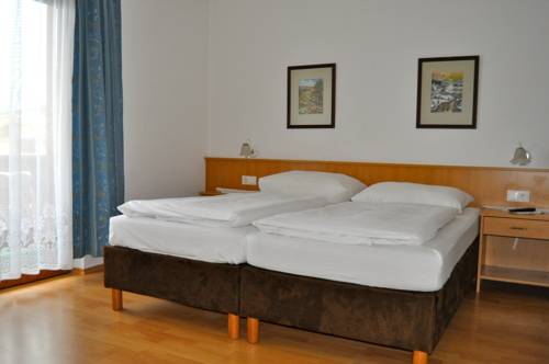 Imagen de la habitación del Pensión G&auml;stehaus Edelweiss, WEERBERG. Foto 7