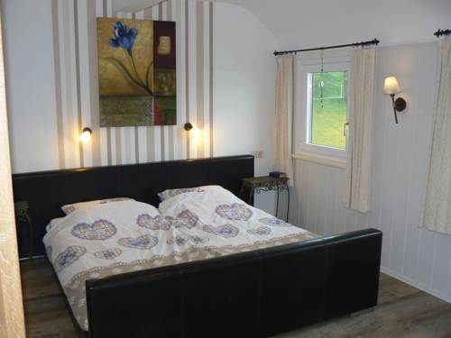Imagen de la habitación del Pensión G&auml;stehaus Talblick Baiersbronn. Foto 2