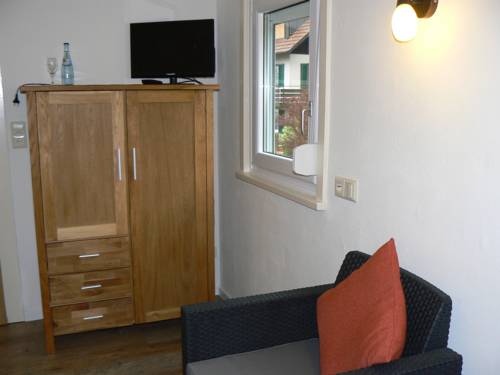 Imagen de la habitación del Pensión G&auml;stehaus Talblick Baiersbronn. Foto 13