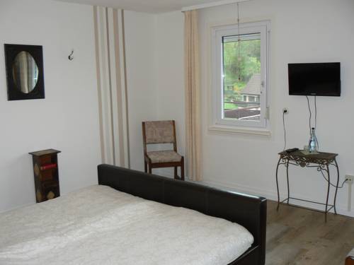 Imagen de la habitación del Pensión G&auml;stehaus Talblick Baiersbronn. Foto 16