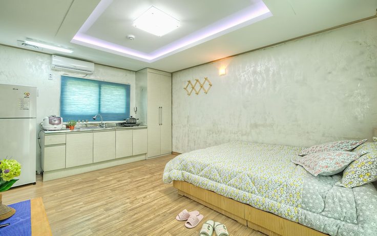 Imagen de la habitación del Pensión Hadong Hwagaesongi. Foto 16