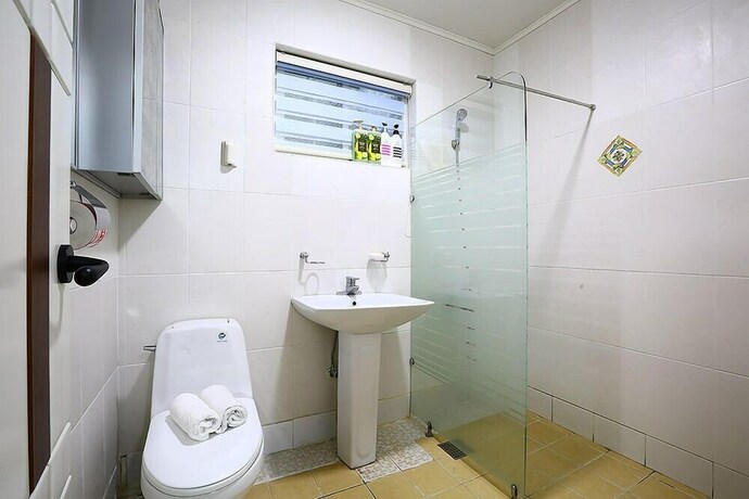 Imagen de la habitación del Pensión Haena. Foto 20