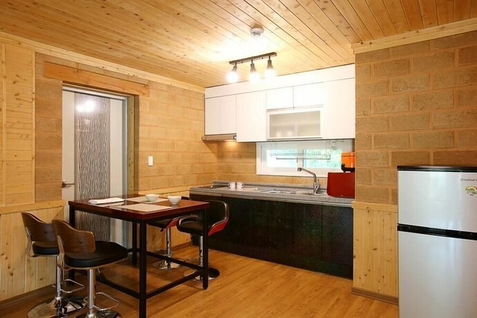 Imagen general del Pensión Hongcheon Stone Brown. Foto 1