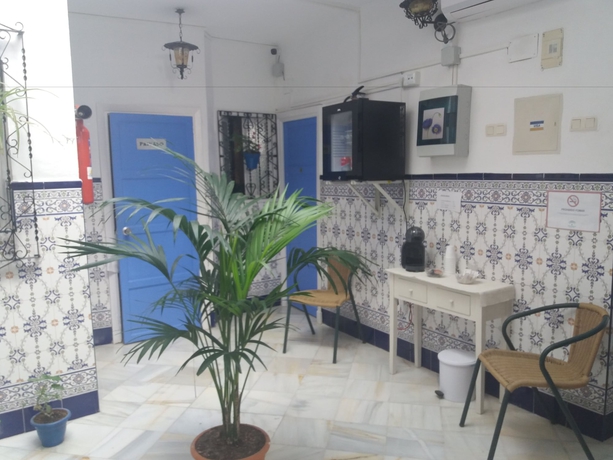 Imagen de los interiores del Pensión Hospeder&iacute;a Islasol. Foto 13